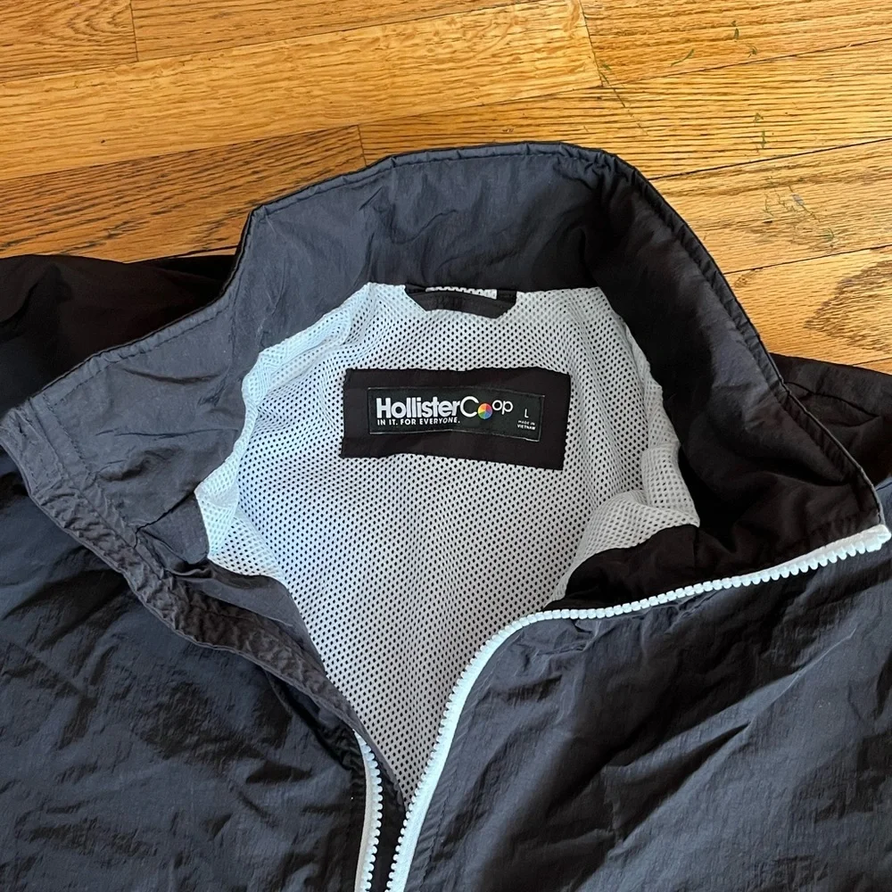 Hollister Black and White Windbreaker